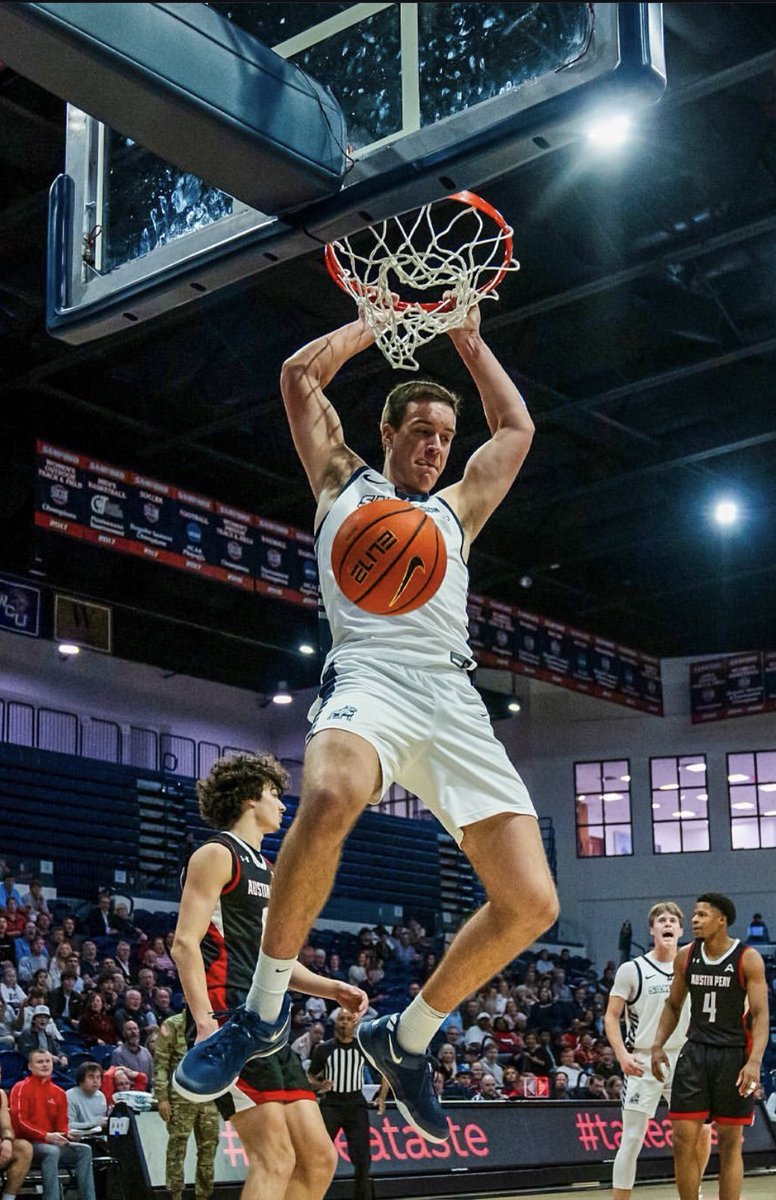 Samford sophomore Riley Allenspach plans to enter the Transfer Portal <a href="/On3sports/">On3</a> has learned

The 6-11 center from Charlotte, NC averaged 7.8 points &amp; 3.0 rebounds this season. 

on3.com/db/riley-allen…