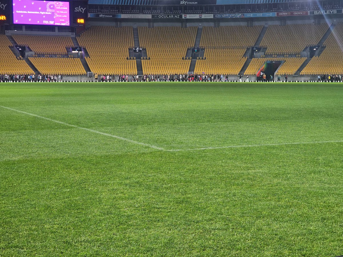 Interesting #RelayForLifeNZ candle bag ceremony... with full floodlights and poorly thought-out execution. #cancersociety #cancer #parkinsons #Wellington #skystadium