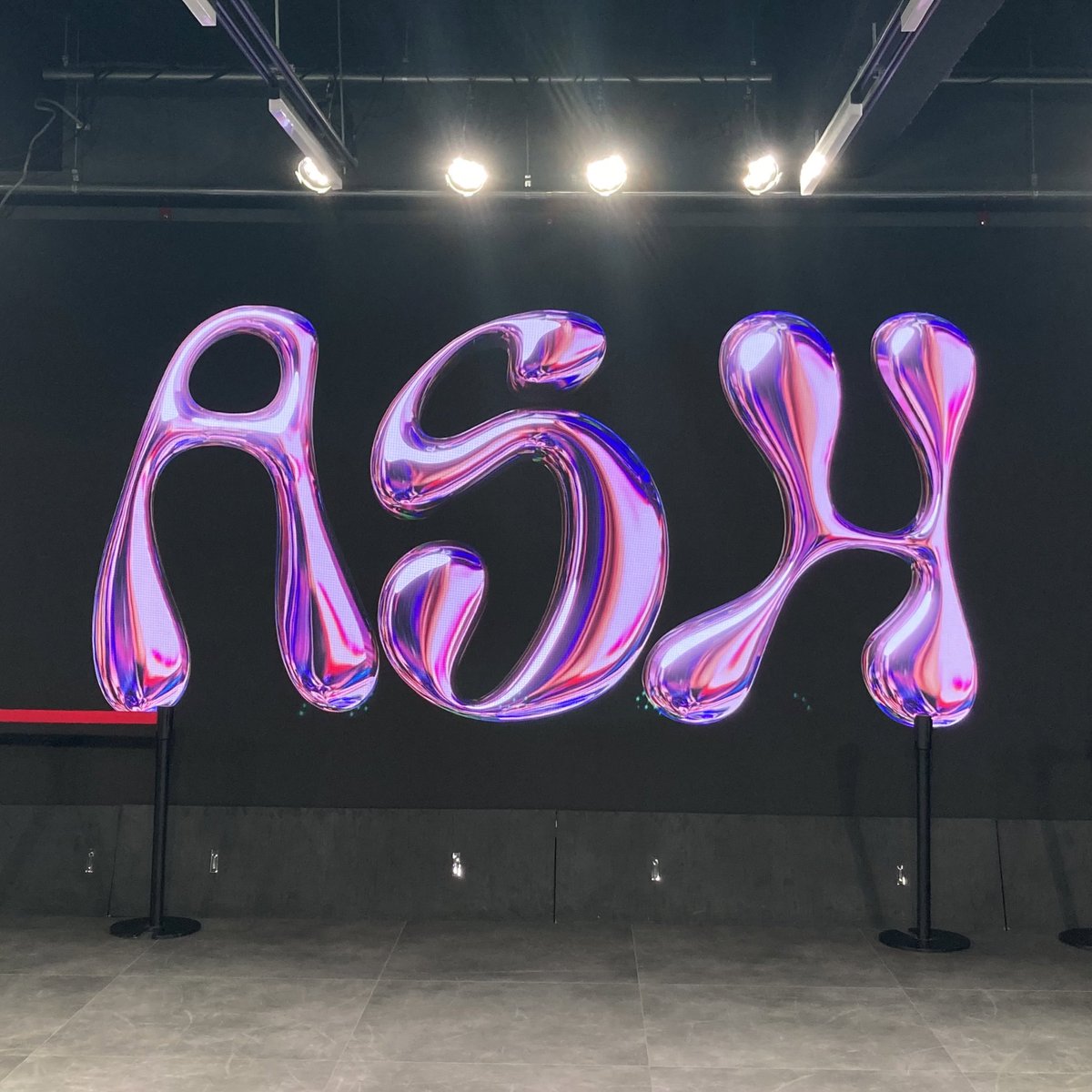 こんにちは、同志社大学KPOPカバーダンスサークルのASHです！💜

先日は新入生歓迎4月ステージにお越しいただきありがとうございました！

まだまだ新歓練習の参加募集中なので、興味のある方は是非連絡ください📣

#春から同志社 #春から同女 #同志社サークル #同志社新歓 #同志社ダンス #同志社KPOP