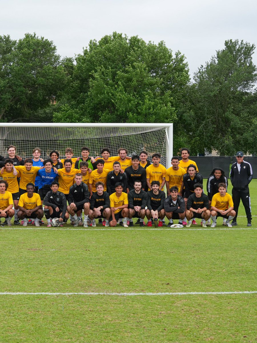 Alumni 💛🖤

#tlusoccer #tlufútbol #tlufútbolfamily #defend830