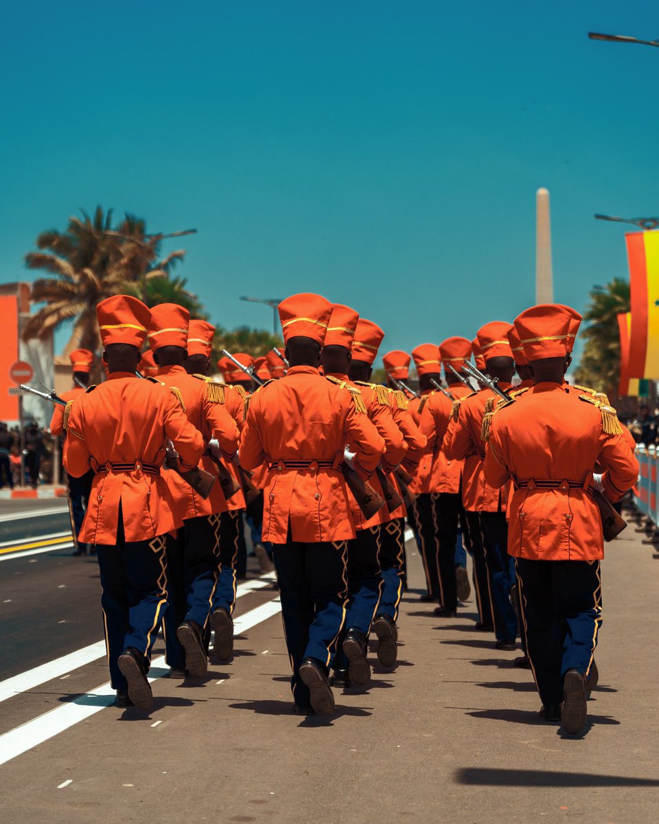 Pour célébrer notre Indépendance avec style, j’ai préparé une série de fonds d’écran 100% Sénégal !
🖼️ Télécharge ici ➡️ lnkd.in/emPqHcAz 

#eyelitstudio #4Avril #Sénégal #FondsDécran #FierDetreSénégalais