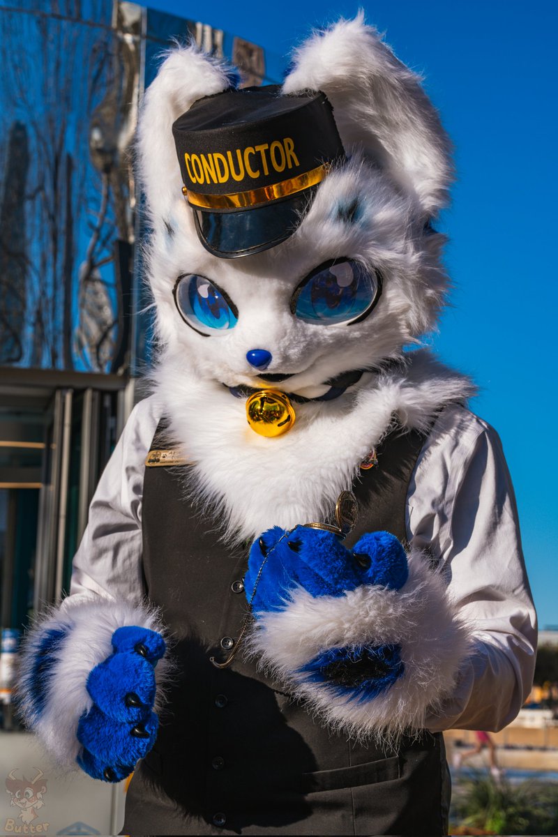 butteerr's tweet image. March Klyde Warren Park Furmeet!
#DFWFurs #KWPFM #Furry