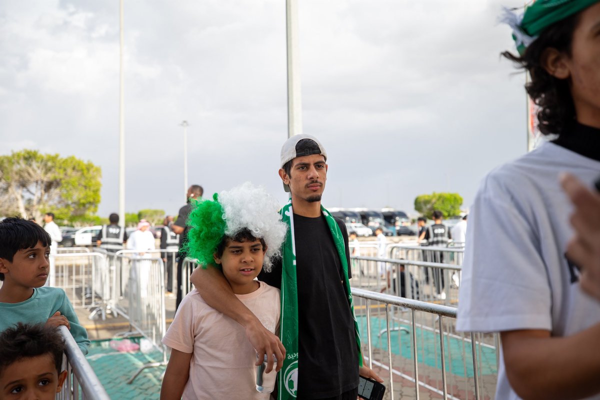 SaudiNTFans's tweet photo. من أجل أخضرنا 💚
الجماهير تتوافد للمدرجات 🏟️

#معاك_يالأخضر https://t.co/a0C2NTKlBT