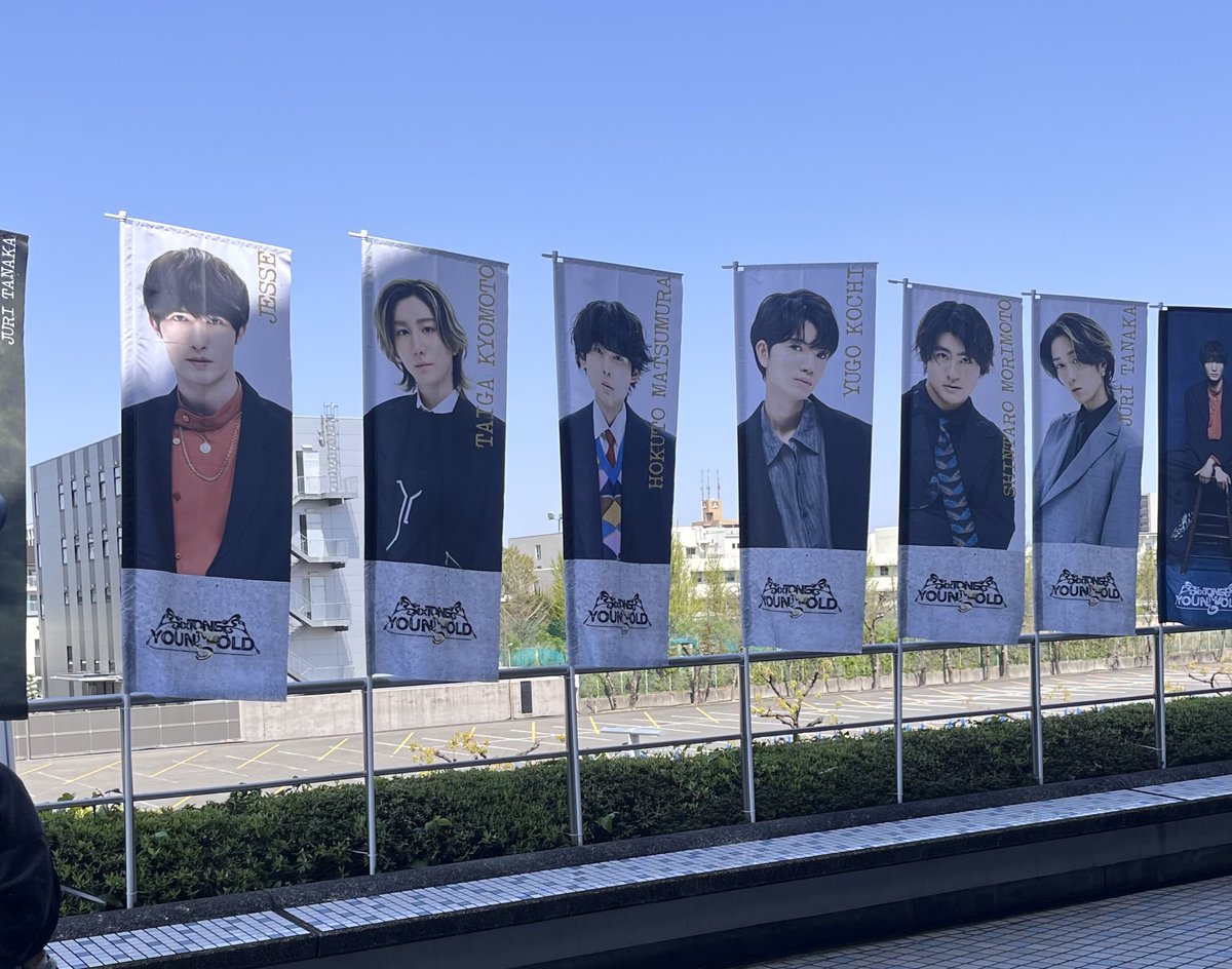s06ix_'s tweet photo. 今更だけど名古屋2日間めちゃめちゃ楽しかった💖
きょものかわいいウルフ髪型見れたし、2日目にはフラッグも撮れたしこの星のHIKARIもセトリ入りして最後に「俺たちがSixTONES」って一緒に叫べて本当に楽しかったよ😿🎶また会いに行くからね〜🤝🏻 https://t.co/uSOiMxWlxS