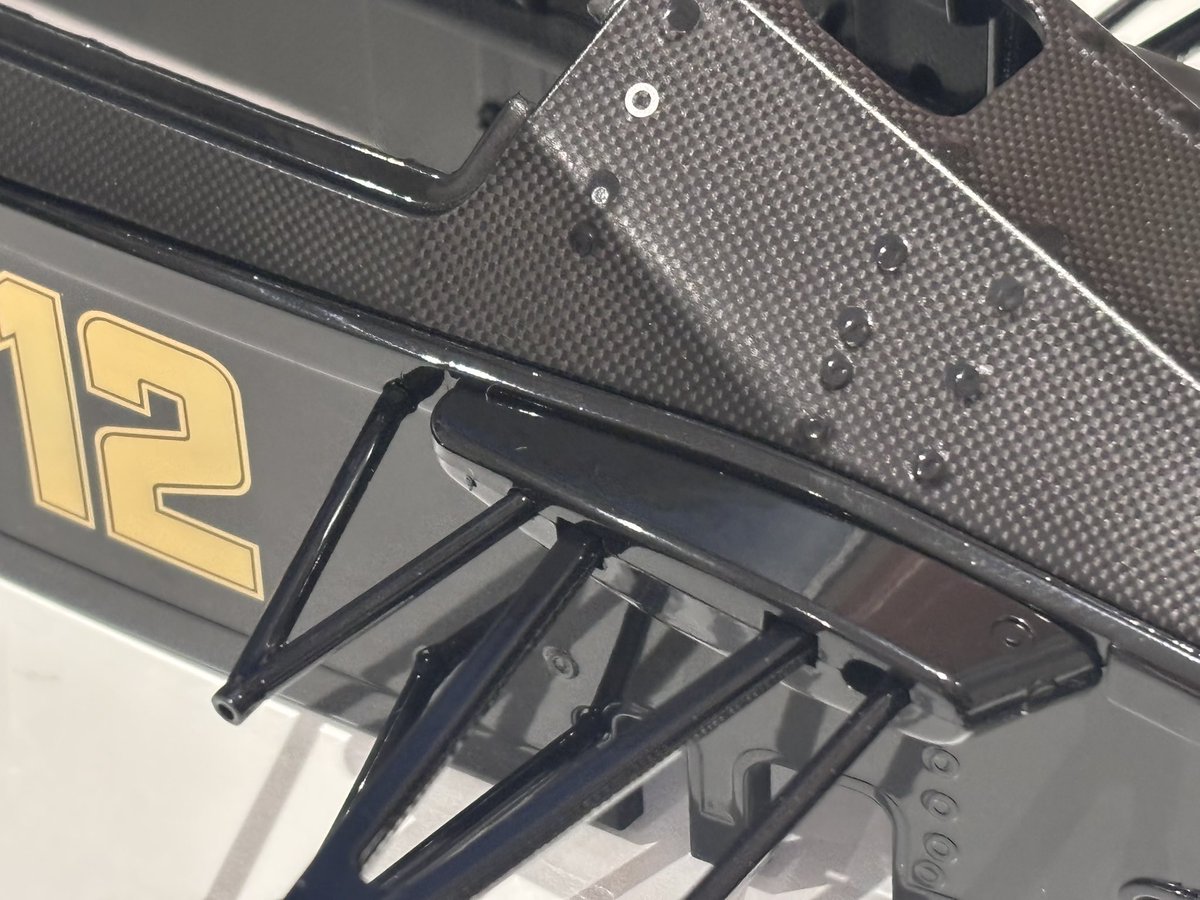 MrGrantMcLean's tweet image. Slowly but surely, the huge 1:8 Lotus 97T is coming together. Still got a fair bit to go, however the detail is insane! 
.
.
#lotus #modelcollection #deagostini #largescale #hobby