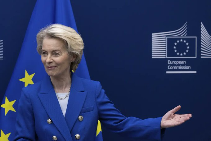 Christine Anderson (@andersonafdmdep) on Twitter photo Es könnte natürlich sein, dass <a href="/POTUS/">President Donald J. Trump</a> seine kostbare Zeit nicht mit einem nicht-gewählten "Staatsoberhaupt" eines nicht-existenten Staates (= EU) verschwenden will.
Erschwerend dürfte hinzu kommen, dass es wohl mittlerweile bis zum <a href="/WhiteHouse/">The White House</a> durchgedrungen ist, dass Es könnte natürlich sein, dass <a href="/POTUS/">President Donald J. Trump</a> seine kostbare Zeit nicht mit einem nicht-gewählten "Staatsoberhaupt" eines nicht-existenten Staates (= EU) verschwenden will.
Erschwerend dürfte hinzu kommen, dass es wohl mittlerweile bis zum <a href="/WhiteHouse/">The White House</a> durchgedrungen ist, dass