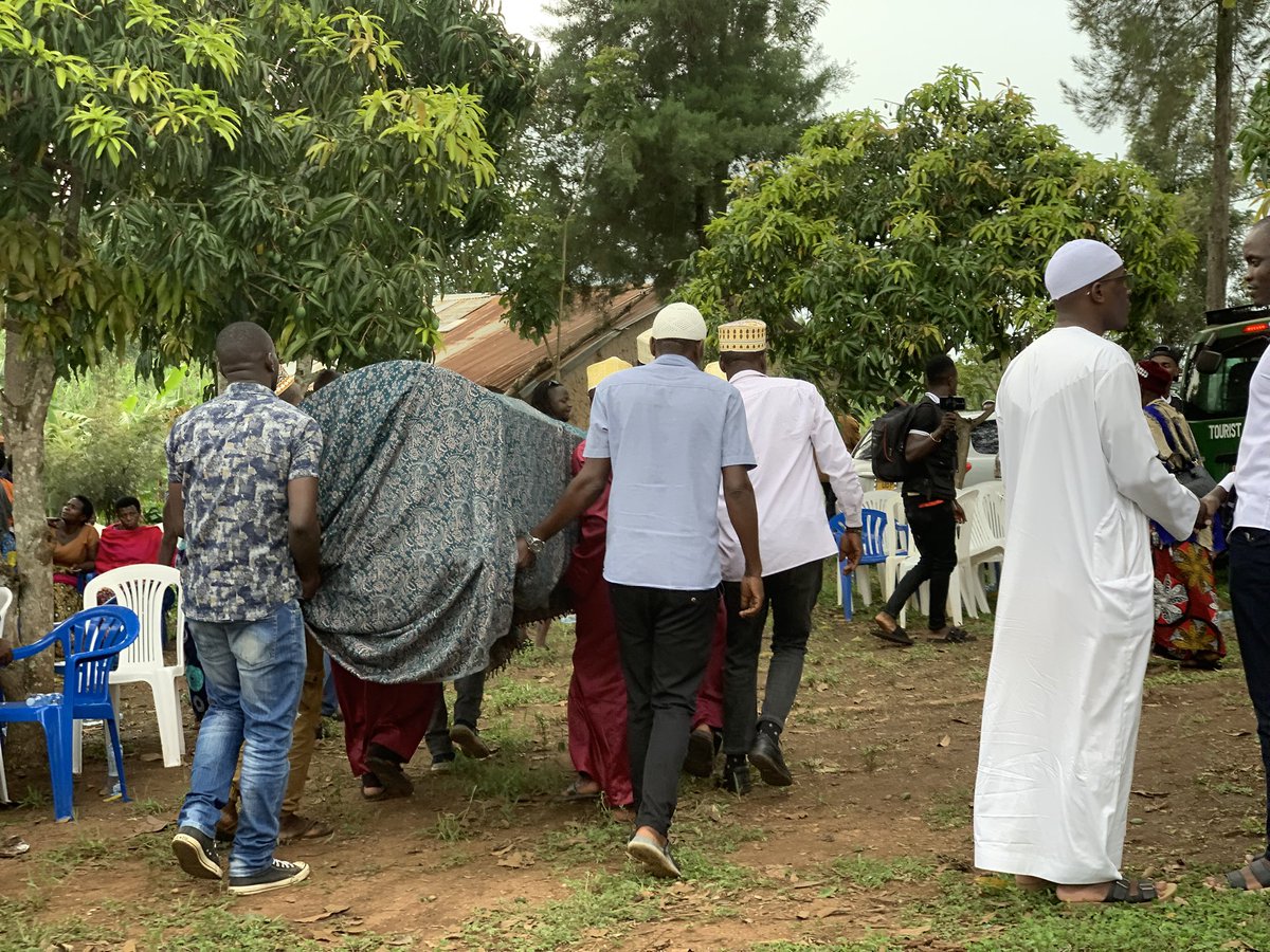 LoneWalker_256's tweet photo. @saadShots has been finally laid to rest, becoming one with the LAND, joining both his late parents.
We are grateful to @ugwildlife, @MTWAUganda, @TourismBoardUg, @Bikersclub256 and @UOXUganda for the oneness exhibited .
#FallenButNotForgotten | #RIPSaadShots https://t.co/xwaq0ExD4J