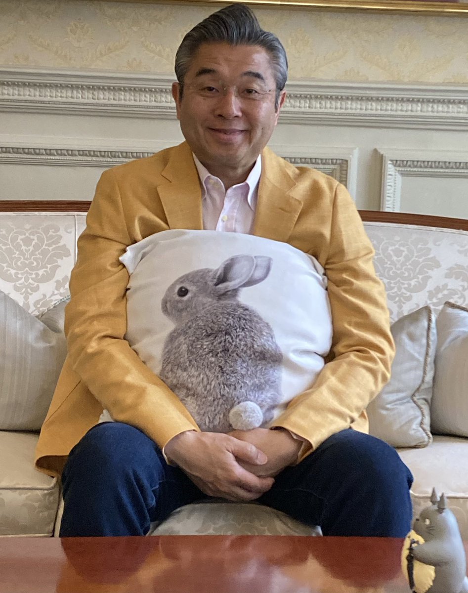 AmbJapanUK's tweet photo. Happy Easter!! 🐇 https://t.co/VKM13M0Lww