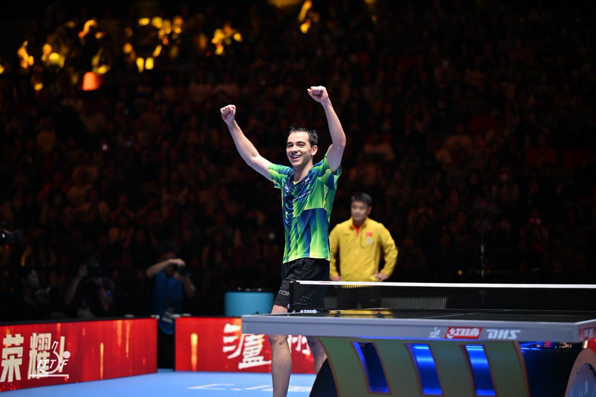 liberta___depre's tweet photo. Hugo Calderano bate o chinês Lin Shidong e é campeão mundial de tênis de mesa! 

É o primeiro sul-americano a conseguir tal feito! 🏆

HISTÓRICO 🇧🇷🇧🇷🇧🇷🇧🇷🇧🇷

📷: Getty Images https://t.co/iDpeuBgrwk