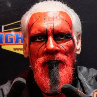 IANdrewDiceClay's tweet photo. Sting, why didnt you just colour your beard in black? https://t.co/riKuvb70MI