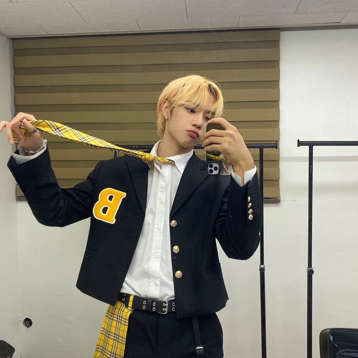 cheguri412's tweet photo. 김선우 혹시 탈색계획 없나 https://t.co/iB69XUBalZ