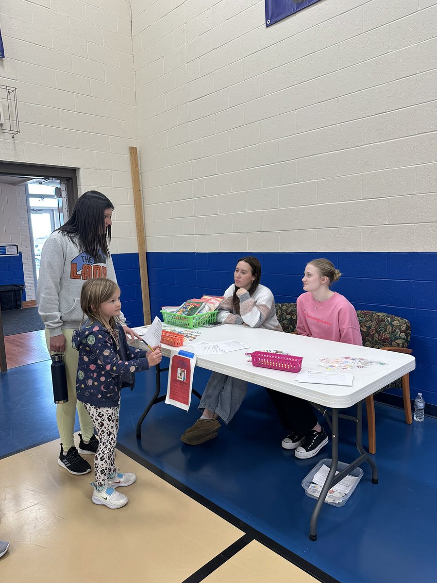It was another fantastic Fine Arts Night! Thanks for joining us as we celebrated the wonderful artists at HR! <a href="/BCSDHRidge/">Hickory Ridge Elementary</a> <a href="/HickoryRidgeOH/">Hickory Ridge PTG</a> <a href="/BrunswickCSD/">BrunswickCitySchools</a>