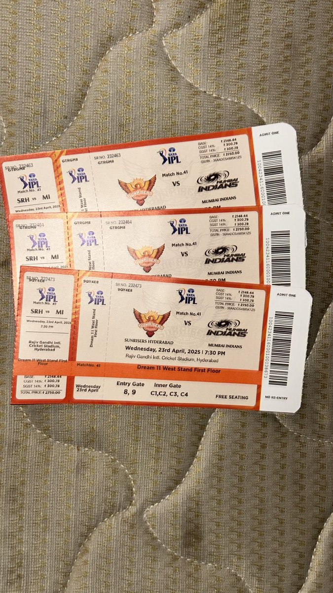 Helpme2586's tweet photo. tickets available for srh vs mi match 23 /04/25 dream 11f first floor dm for more details #ipltickets #ipl #shrvsmi https://t.co/pcpVGIkCfD