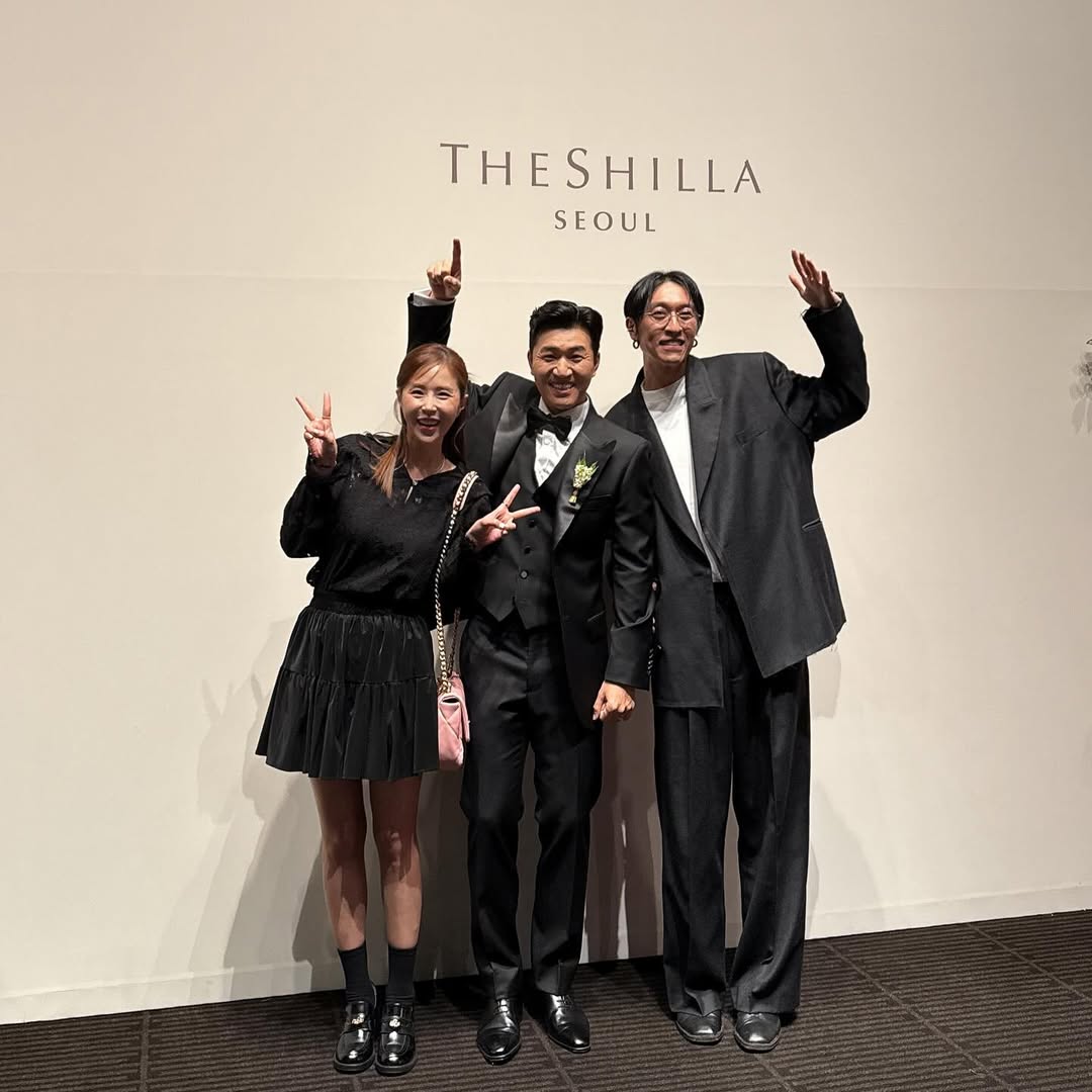 smkpa11's tweet photo. KIM LEADER GETTING MARRIED 
20/4/25
KOYOTE 
💙JONGMIN SHINJI BAEKGA💙
#kimjongmin_weddingday https://t.co/TQf7UkHcTn
