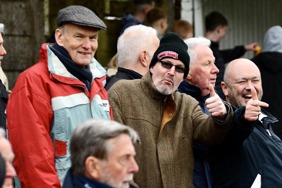 johnstone_burgh's tweet photo. Did you go to Keanie Park for yesterday’s Scottish Junior Cup semi-final? Some well ‘kent faces here! #montheburgh #4weekstogo #sjcsemifinal 🇦🇹 https://t.co/Xwmeh0nVRI