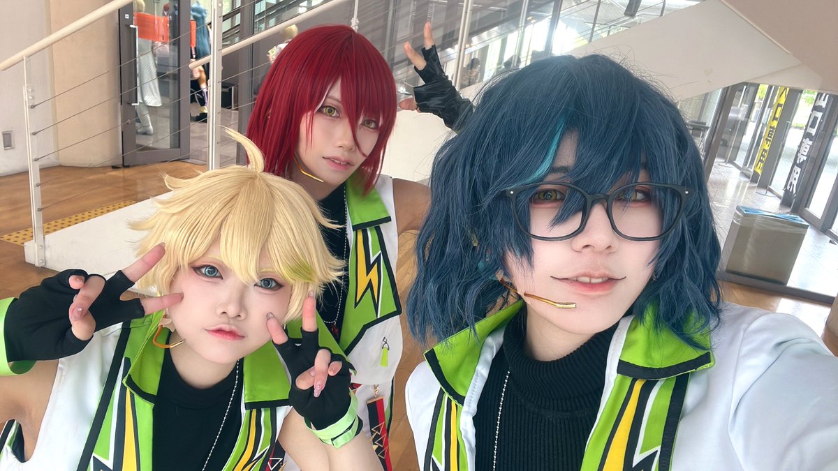 _syuUkun_'s tweet photo. 本日パフォ無事終わりました‼️‼️
一緒にここまで頑張ってくれた2人に大感謝でしか無い…😭🙏💕💕
是非 #Electrick で感想等頂けたら嬉しいです.ᐟ.ᐟ
お会いしてくださった方々、観覧、ご声援くださった方々、お声掛けしてくださった方々ありがとうございました‼️
#スタ博 https://t.co/Osu9l7EQzR