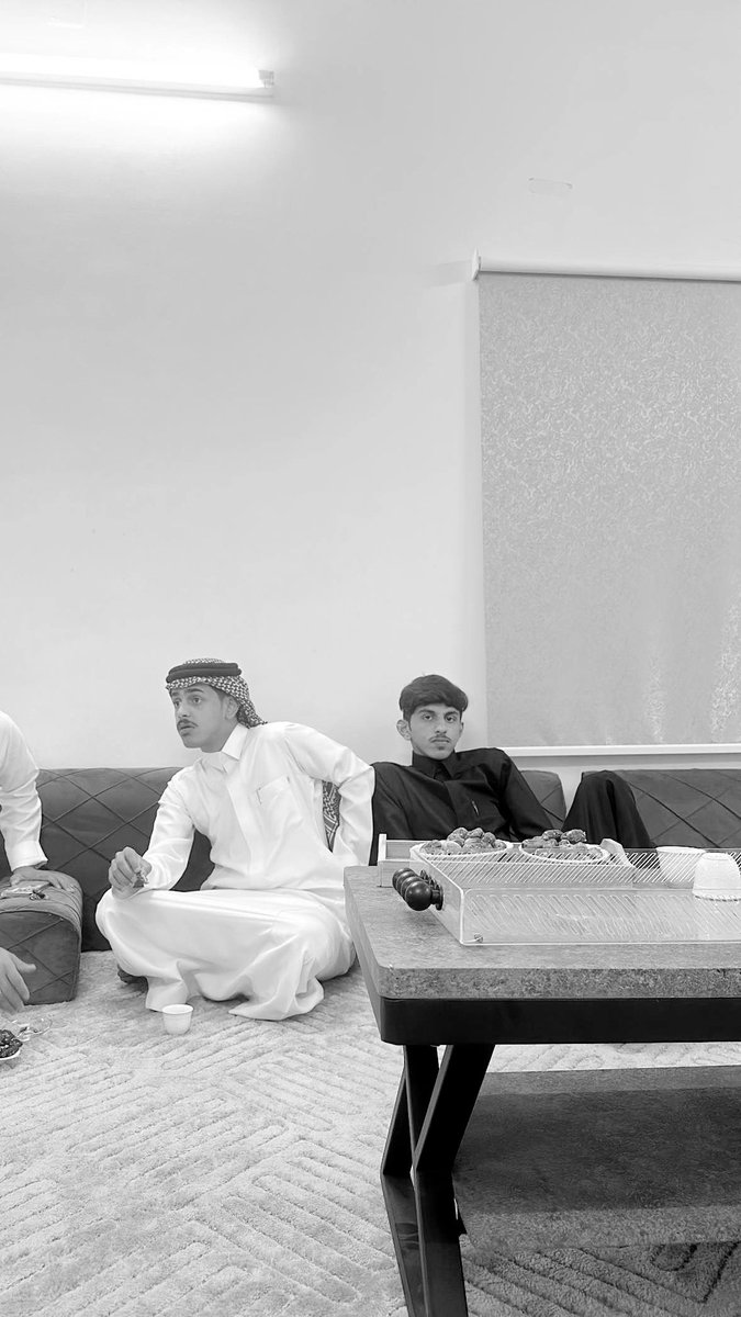 i0r4o's tweet photo. منور ابو عابد 💙💙💙💙 https://t.co/waqd3sJdos