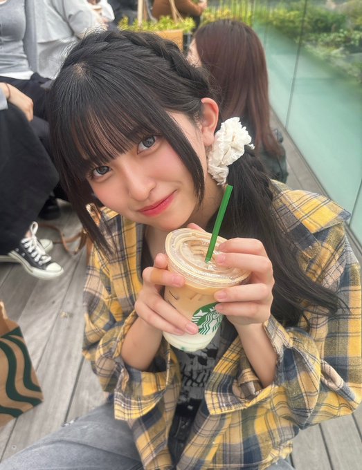 秋月莉緒のTwitter画像2