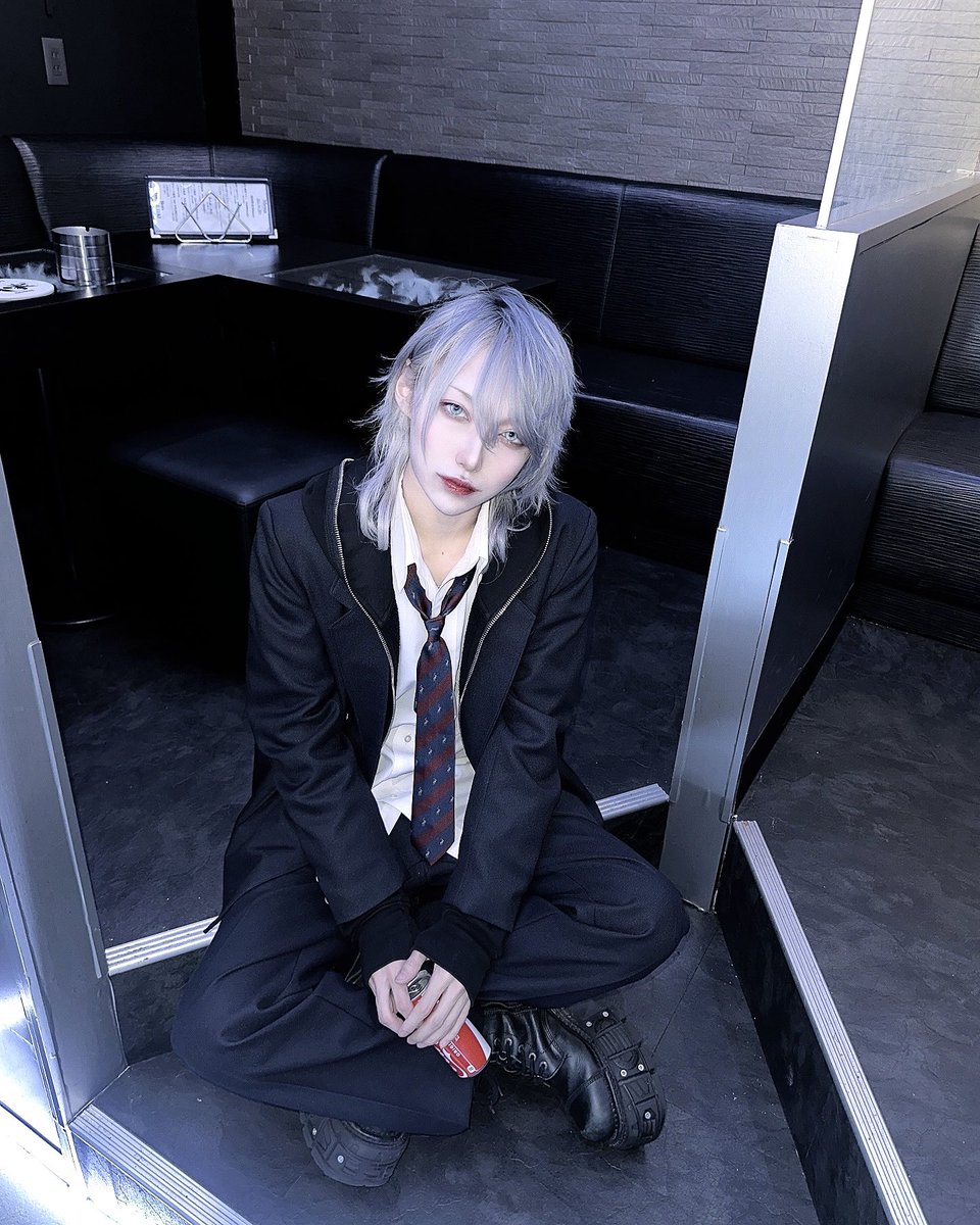 nightbarondevil's tweet photo. 令和版ごくせんのオファー待ってます🎶 https://t.co/mpiRlEIwAl