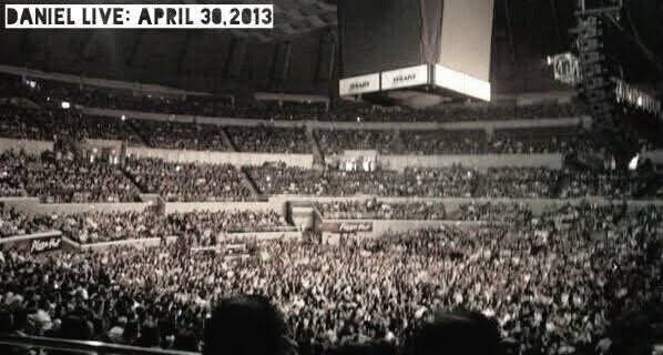 Anna26976784's tweet photo. ang nag-iisang nanggigiba ng araneta at moa!!!
THE DANIEL PADILLA SUPREMACY!!!
SUPREME CONCERT MOMENTS
#DanielOnStage #DanielPadilla #throwback https://t.co/GOgoO2IgNc
