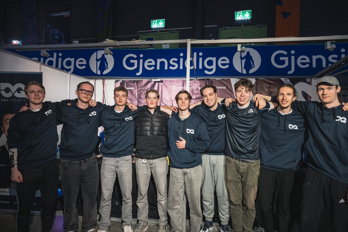 LlamaWAutism's tweet image. I never expected that I would be playing at a LAN so shortly after getting a trial with @SweP_VAL, but rehn made one hell of a roster and MVPs in the Finals at The Gathering. I am forever grateful to have you as a teammate and a friend @Reehnen! well done king.