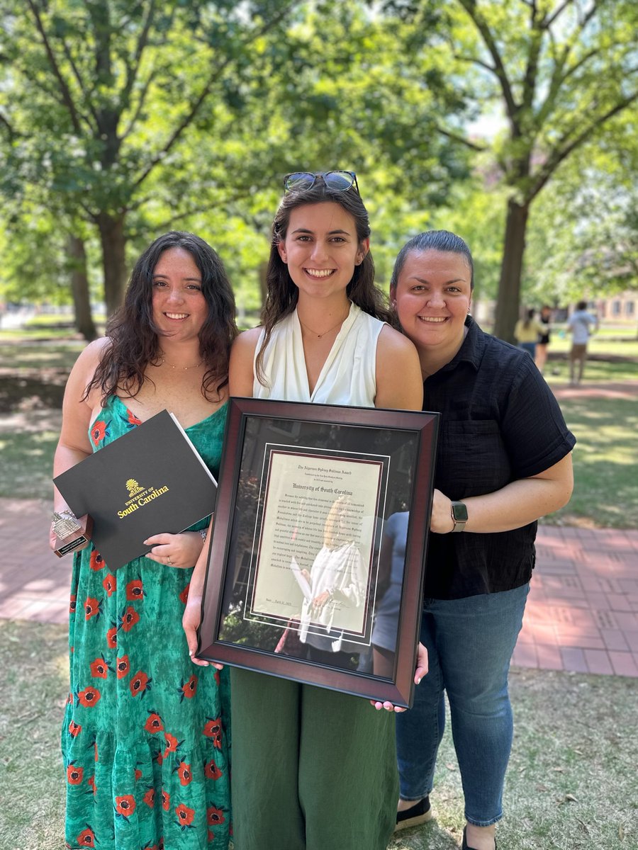 Olja Simoska (Оља Симоска) (@oljasimoska) on Twitter photo Huge congratulations to my phenomenal undergraduate students, Reese Lycan and Natalie Strom <a href="/Strom_Natalie1/">Natalie Strom</a>, for receiving multiple honors at 2025 USC Student Awards Day! I am proud of both of you & honored to have been part of your undergraduate journey. <a href="/SimoskaLab/">Simoska Lab</a> <a href="/UofSC_Chem/">USC Chemistry & Biochemistry</a> Huge congratulations to my phenomenal undergraduate students, Reese Lycan and Natalie Strom <a href="/Strom_Natalie1/">Natalie Strom</a>, for receiving multiple honors at 2025 USC Student Awards Day! I am proud of both of you & honored to have been part of your undergraduate journey. <a href="/SimoskaLab/">Simoska Lab</a> <a href="/UofSC_Chem/">USC Chemistry & Biochemistry</a>