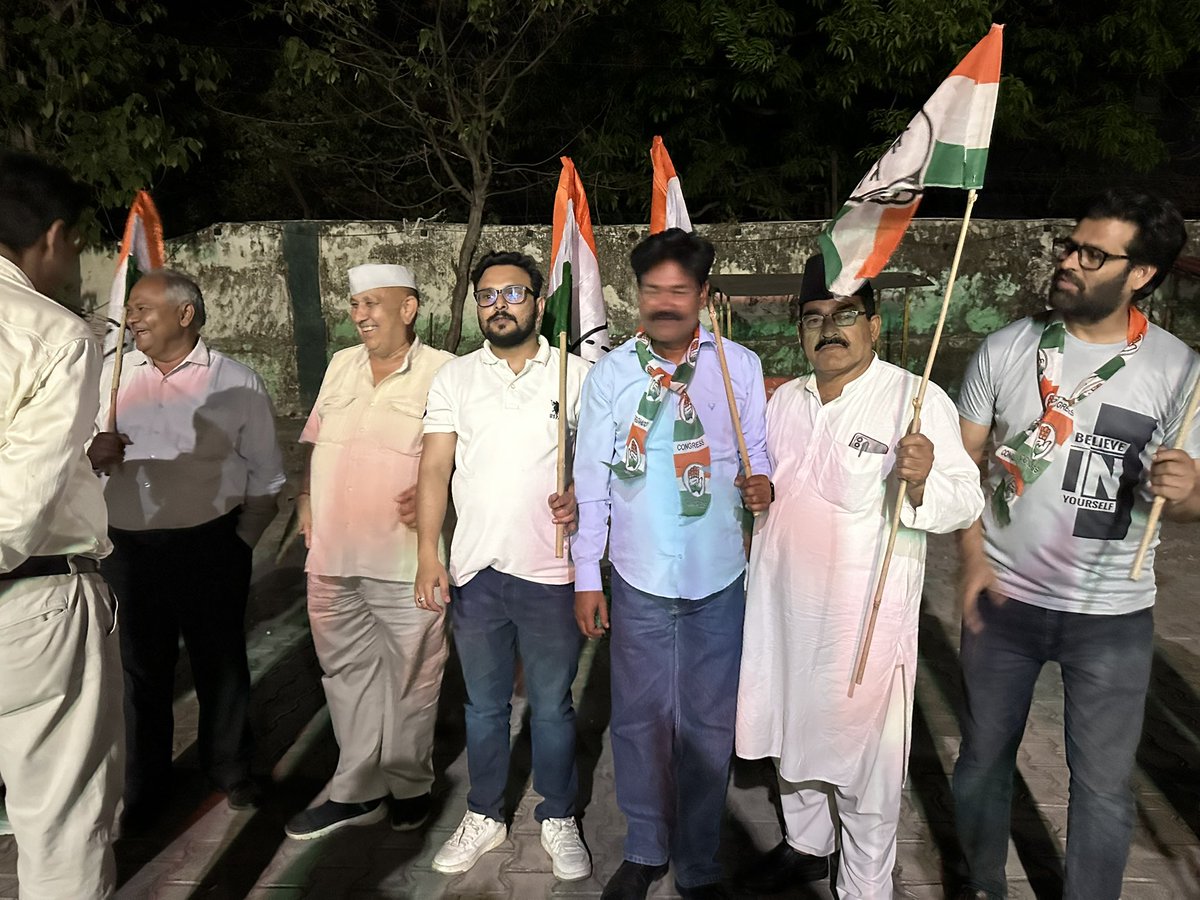 FaizulHaqueAdv's tweet photo. आज रामनगर विधानसभा मे पहुँचे अमेठी के सांसद माननीय #के_एल_शर्मा जी उत्तराखंड प्रदेश कांग्रेस कमेटी के ऊर्जावान अध्यक्ष माननीय Karan Mahara जी, उत्तराखंड कांग्रेस के सह प्रभारी श्री सुरेन्द्र शर्मा जी व उपनेता प्रतीपक्ष विधायक खटीमा बड़े  भाई श्री Bhuwan Kapri ji https://t.co/ijcGOQDk49