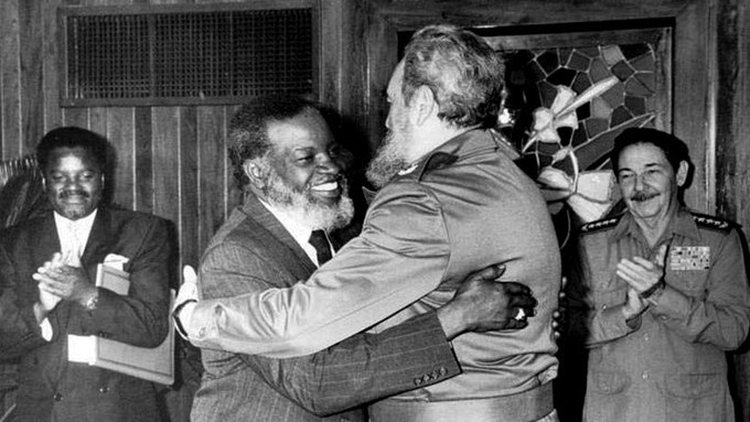 Reafirmamos el compromiso de profundizar los ya excelentes vínculos entre nuestros Partidos y gobiernos, basados en los históricos lazos de amistad que nos unen y el legado de nuestros líderes Fidel y Sam Nujoma.<a href="/ecoi16/">ECOI.16 🇨🇺 "Creando nuevos cauces"</a>