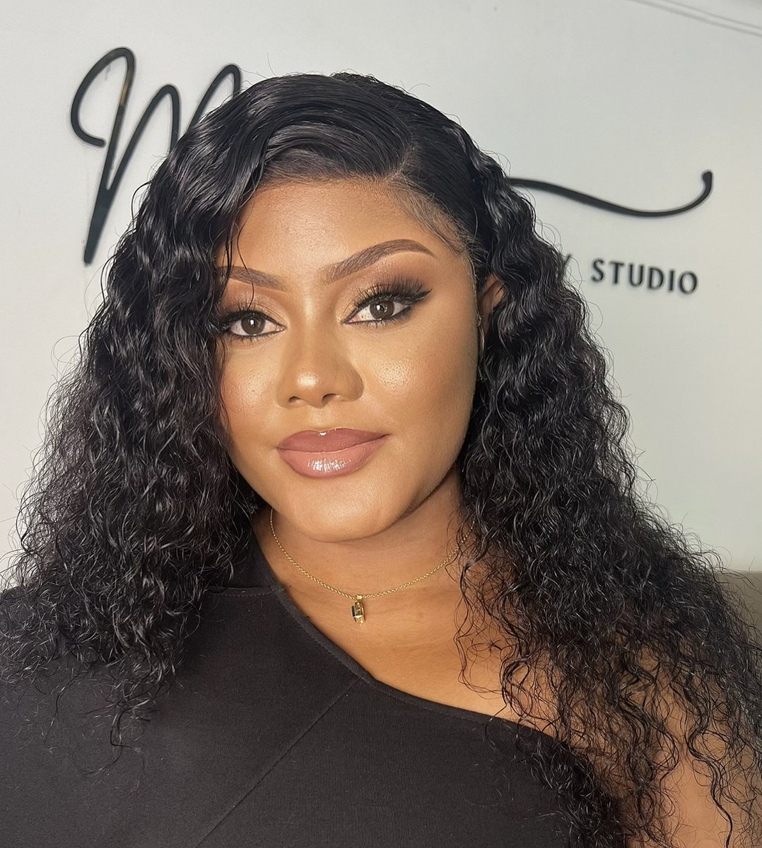 queeen_minah's tweet image. Beautiful Makeup Transformation🔥😍 
Book your makeup appointment🫶🏼
Call/ Whatsapp 📲 0676335537
📍Mikocheni, Rose Garden Rd
#glammedbyqueeenminah #makeuptransformation