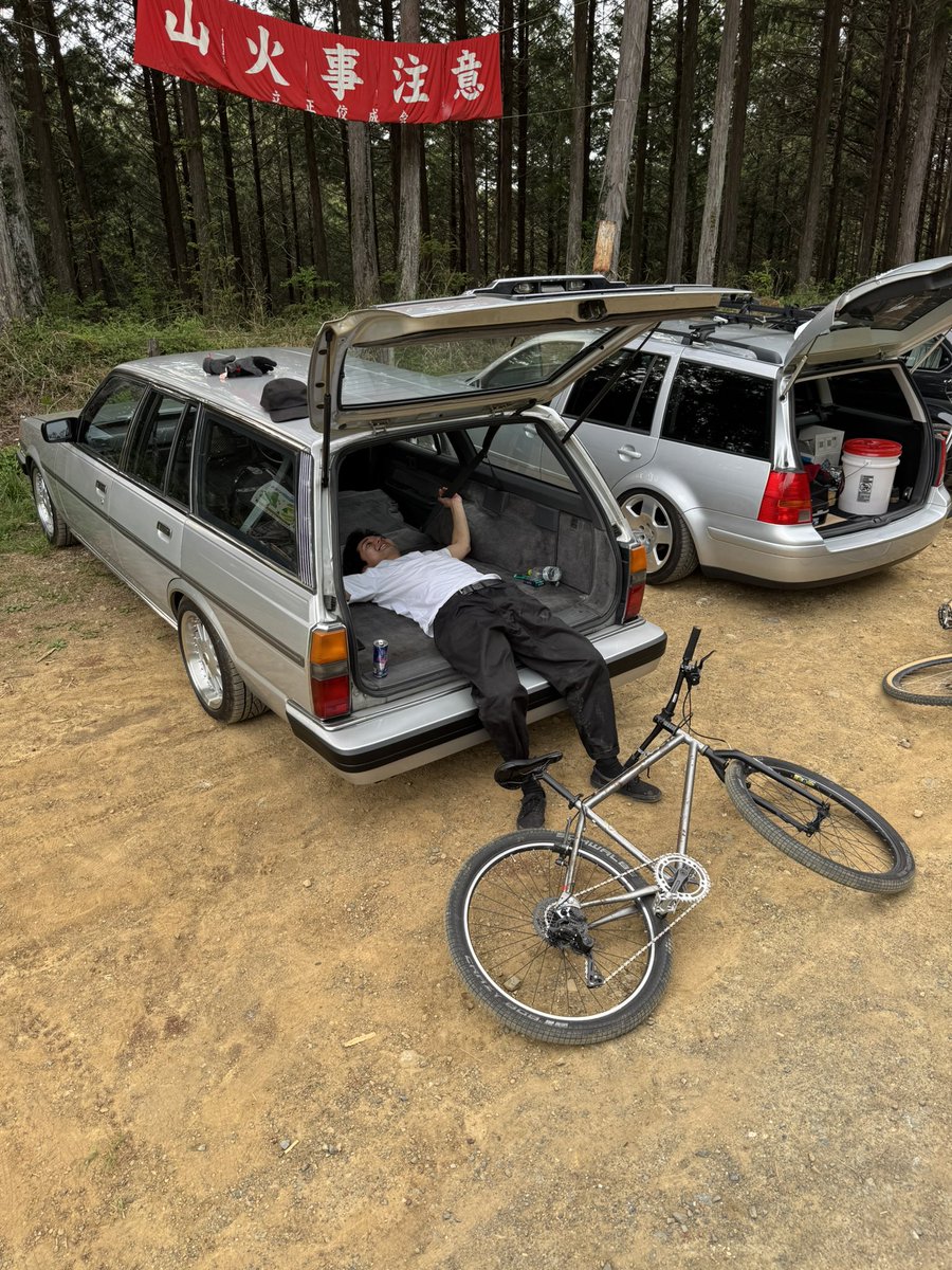 entrez_cody's tweet photo. 自分のライフスタイルを表現できる
そんな車に仕上げていきたいな https://t.co/OfbNzeqqnE