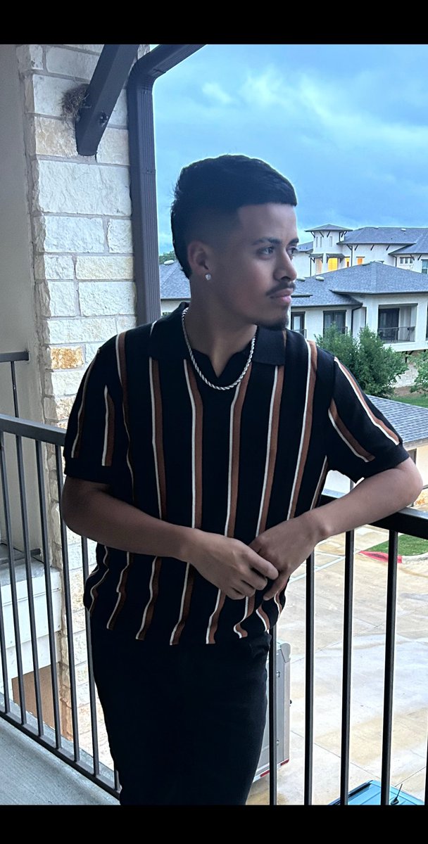 Siri play “ don’t wanna break up again”