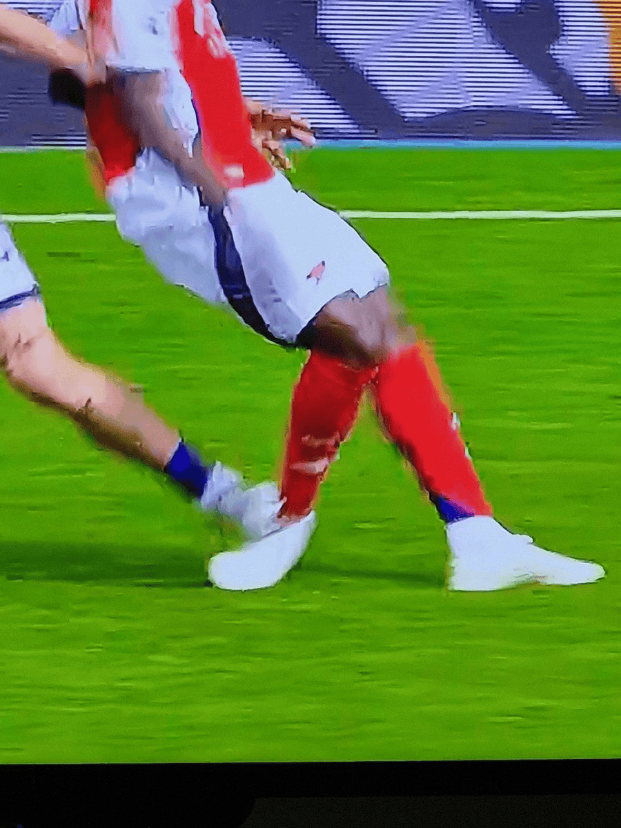 same old arsenal, always cheating