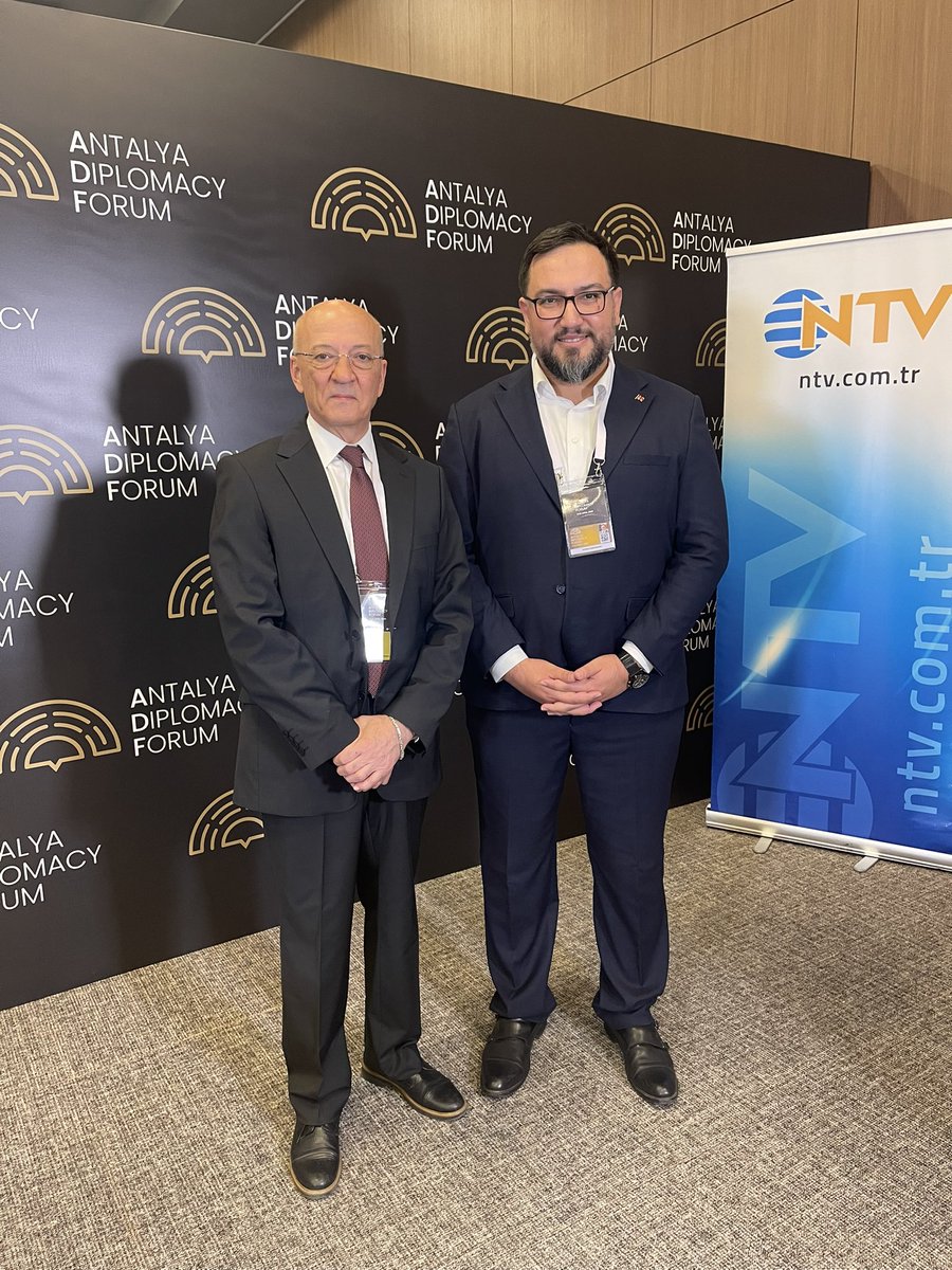 Dünyayı ve diplomasiyi Türkiye’ye sevdiren adam olarak seviyoruz kendisini…

NTV Pasaport Programı Yapımcısı,
Usta gazeteci METE ÇUBUKÇU ile Antalya Diplomasi Formu’nda…

<a href="/metecubukcu/">Mete Çubukçu</a> 
#antalyadiplomacyforum