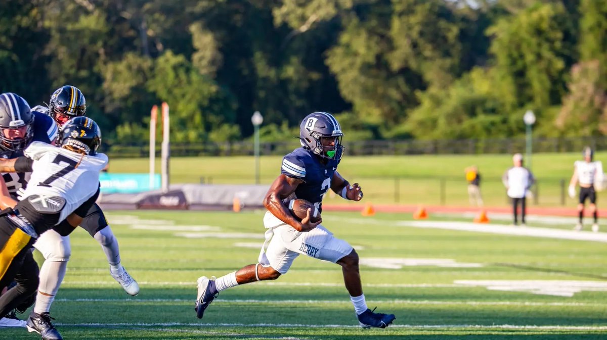 Mike Rittelmann (@mrittcgs) on Twitter photo 🚨<a href="/CGSAllStar/">The College Gridiron Showcase</a> Pro Day Result🚨
➡️ RB <a href="/b4cade/">Brandon Cade</a>
📍<a href="/BerryFootball/">Berry Football</a>
HT: 5090
WT: 188
Hand: 10 1/2
Arm: 31 1/8
Wingspan: 74
Vertical: 36.5 (✅ T-6th among RB’s at Combine)
Broad: 10-4 (🚨🚨T-5th🚨🚨)
Short Shuttle: 4.49
3 Cone: 7.25
Bench: 22 Reps (🚨🚨2nd🚨🚨)
#CGS2025 🚨<a href="/CGSAllStar/">The College Gridiron Showcase</a> Pro Day Result🚨
➡️ RB <a href="/b4cade/">Brandon Cade</a>
📍<a href="/BerryFootball/">Berry Football</a>
HT: 5090
WT: 188
Hand: 10 1/2
Arm: 31 1/8
Wingspan: 74
Vertical: 36.5 (✅ T-6th among RB’s at Combine)
Broad: 10-4 (🚨🚨T-5th🚨🚨)
Short Shuttle: 4.49
3 Cone: 7.25
Bench: 22 Reps (🚨🚨2nd🚨🚨)
#CGS2025