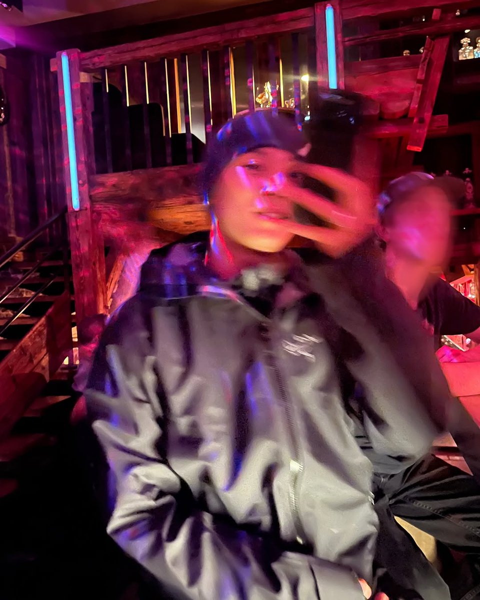 evvanue's tweet image. 