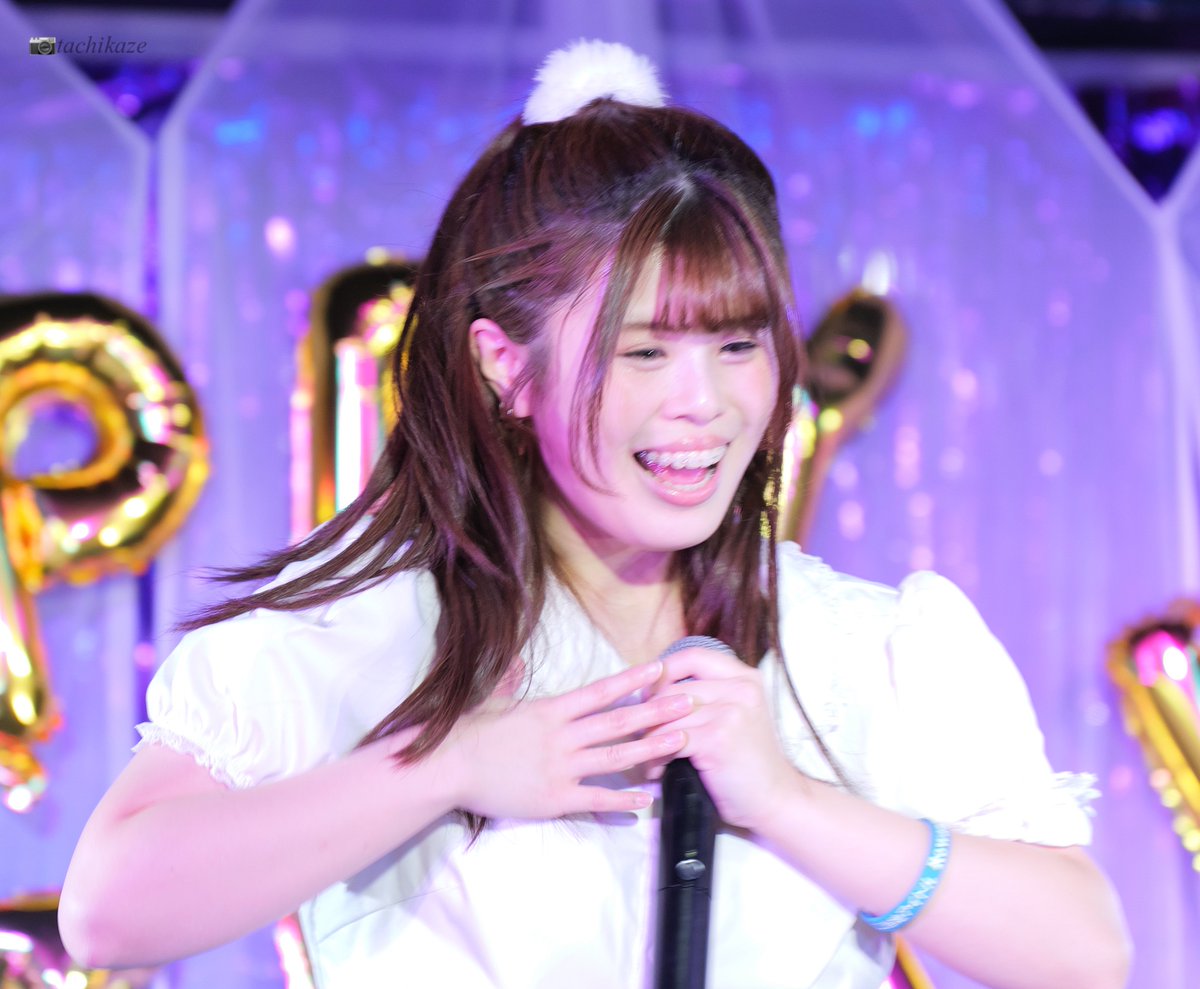 tachikaze1186's tweet photo. 昨日あんなチャン登場した時
光の速さで自分のほう
見てくれた優しさに
泣きそうだった
えまちカラーのバンドだし
さすが!
2025.4.19
りのえま生誕祭2025
#ForeverFever
#ロワベリ
#ローワンベリー
#ロワベリに写真
#さぴぴ #佐藤紗弥
#さわやかぴかぴか
#北海道 #旭川 #アイドル
#推し活 https://t.co/IB22N8mVgp