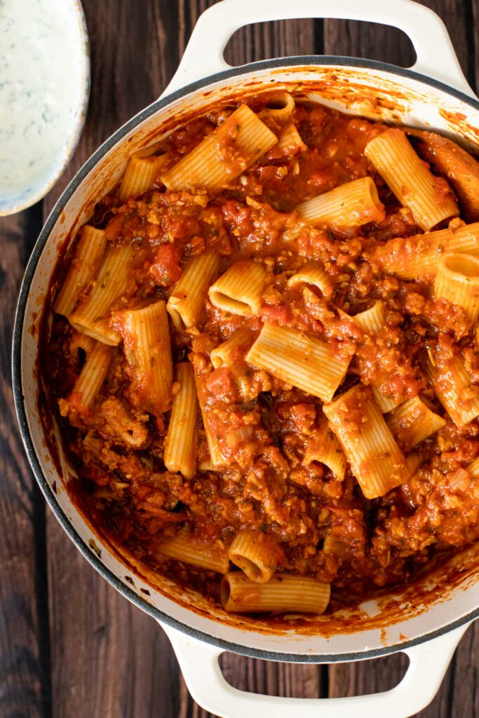 RetroHighway's tweet photo. Baked Rigatoni Bolognese
does it need parmesan? https://t.co/OHxSdx2cvI