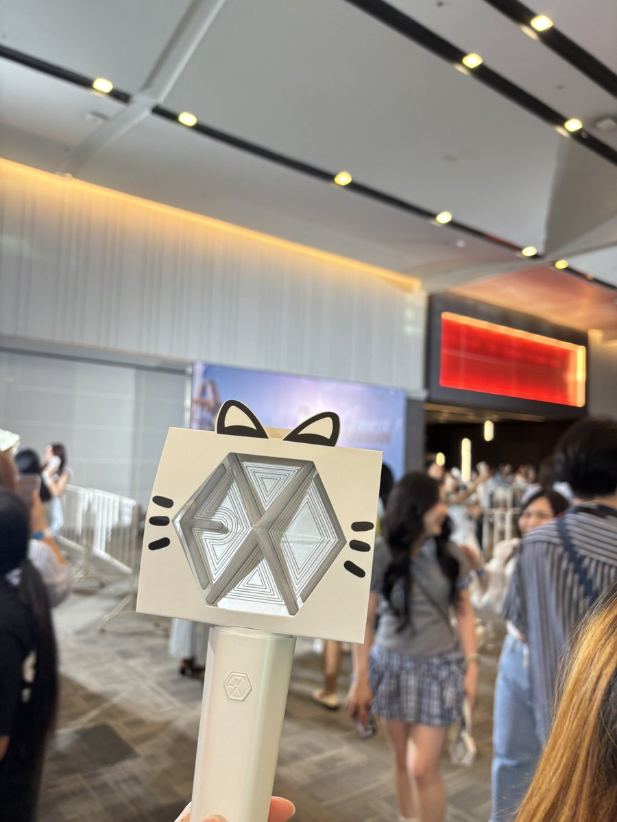 kellysoleria's tweet photo. 250419 Ready😚
#XtimesinBKK #XIUMIN
#XIUMINinBANGKOK 🎉 https://t.co/C3v6iyOe8e