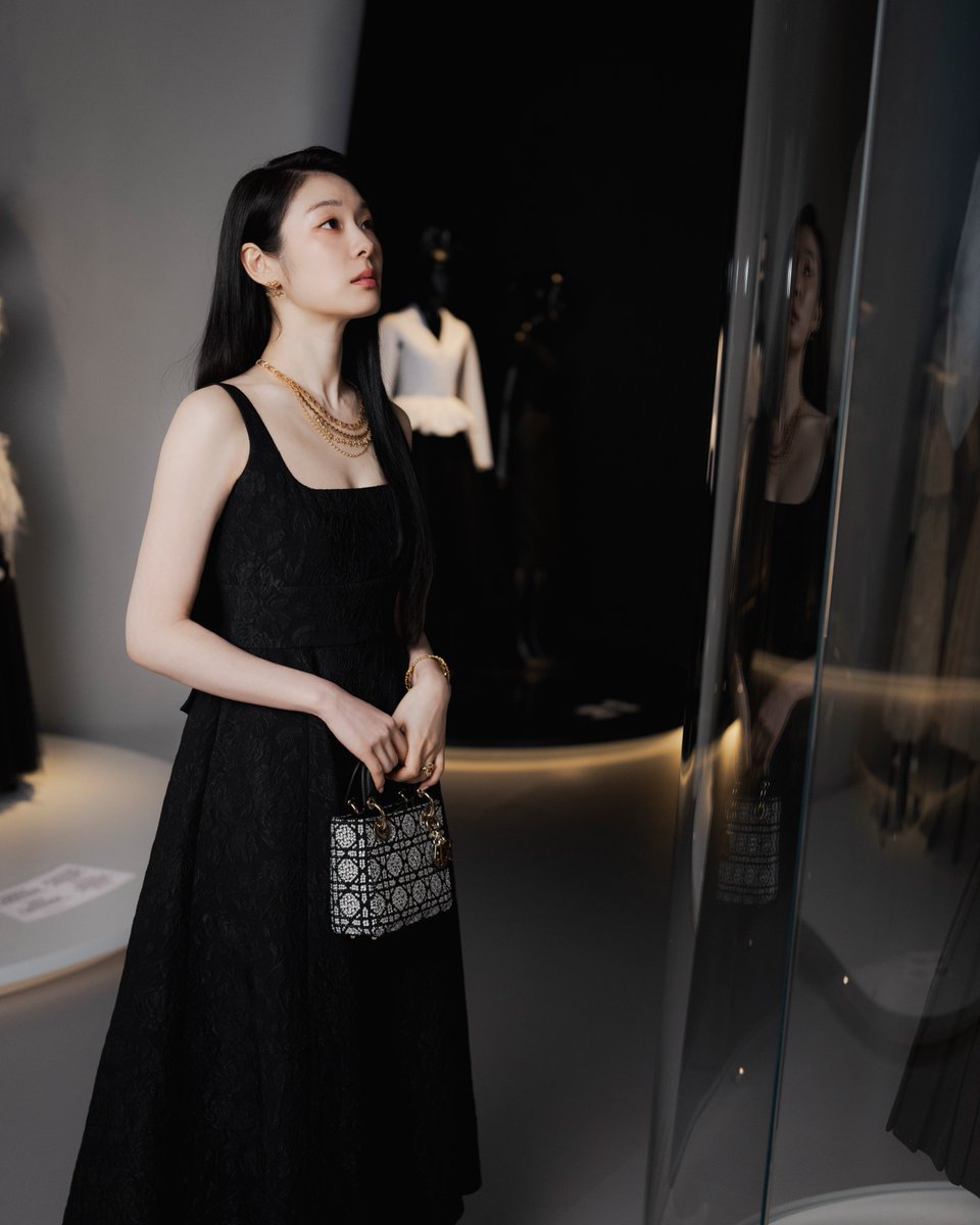 yuna kim dress designer Dior Ambassador Yuna Kim marked the opening of #DiorDesignerofDreams at  Seoul's Dongdaemun Design Plaza, dressed in an ethereal silhouette from the  newly unveiled #DiorFall25 collection by Maria Grazia Chiuri. #StarsinDior