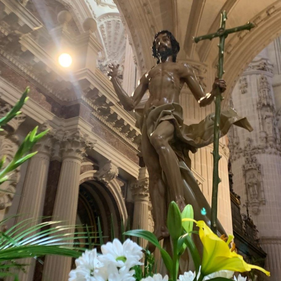Semana Santa Burgos (@ssantabu) on Twitter photo Desde las #redes #sociales <a href="/SSantaBU/">Semana Santa Burgos</a> queremos desearos #FelizPascua!!, agradeciendo a #cofradías y #hermandades de #Burgos su participación y colaboración para hacer llegar la ℹ️, asi como a los responsables de la Junta de #SemanaSantaBurgos por su implicación.
#SemanaSanta2025 Desde las #redes #sociales <a href="/SSantaBU/">Semana Santa Burgos</a> queremos desearos #FelizPascua!!, agradeciendo a #cofradías y #hermandades de #Burgos su participación y colaboración para hacer llegar la ℹ️, asi como a los responsables de la Junta de #SemanaSantaBurgos por su implicación.
#SemanaSanta2025