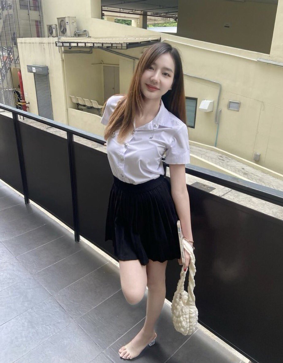 entertrain24's tweet photo. ฟิวแฟนตรงปก ดูแลดี 🌼🍀
นาบนวดได้หมด ไม่เร่งงาu🤏🏻
 📲  𝑰𝑫: @072pxmwt(มี@) 🌺💦

#รับงานปราจีน  #ปราจีนรับงาน  #นัดเจอปราจีน304  #รับงานปราจีน304 #นิคม304 #fwbปราจีน https://t.co/OkOOS2EPTI