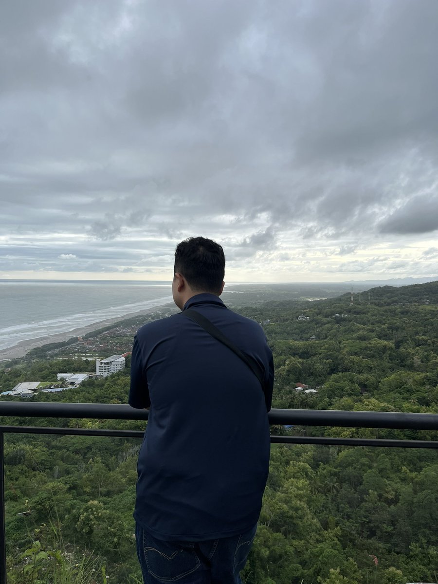 reditReiLL's tweet photo. Male,31,not 02 voters, cari temen hobi/l dan/atau pasangan. hobi nonton OTT, main Wuwa (ga main GI), suka dateng ke event jejepangan, all rounder lah pokoknya. 

#TaliKasihHRDbacot https://t.co/yxJckiTWwX