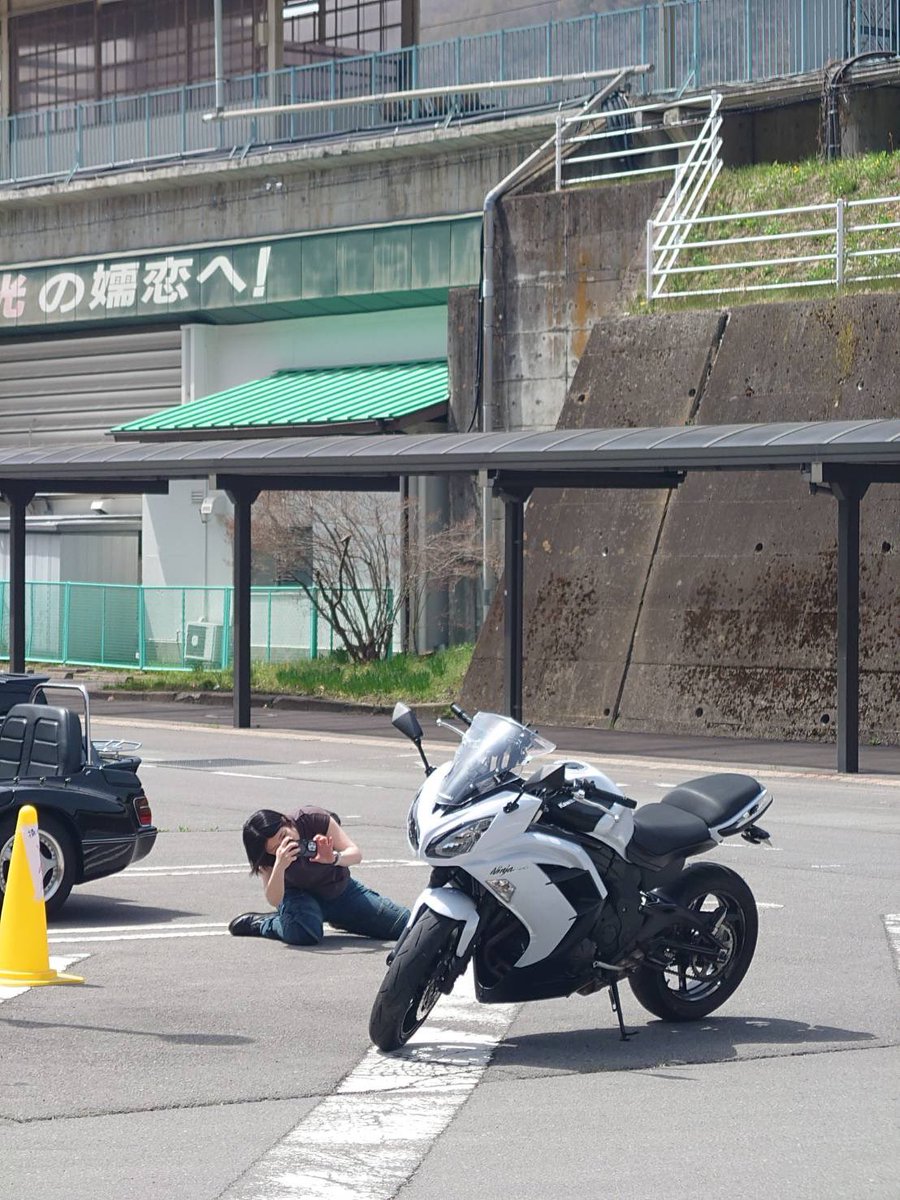 elasti400's tweet photo. 3年後に息���に譲る予定で、旧型ですが #ninja400 に乗り換えました！
早くてビビるw https://t.co/l3nQAKHv0x