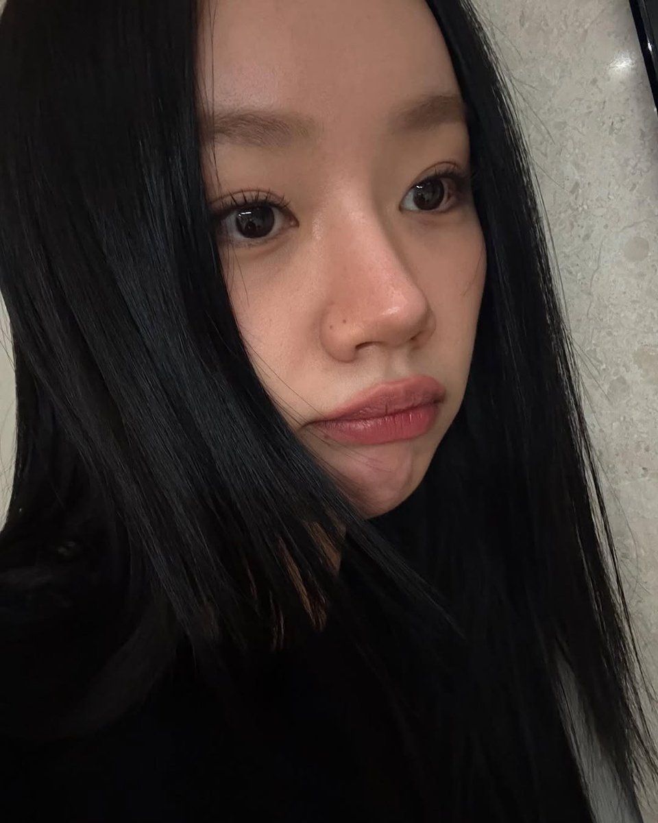 hyerisubinmedia's tweet photo. 250420 ~ hyeri ig update ~ https://t.co/FbxHbpiBM7