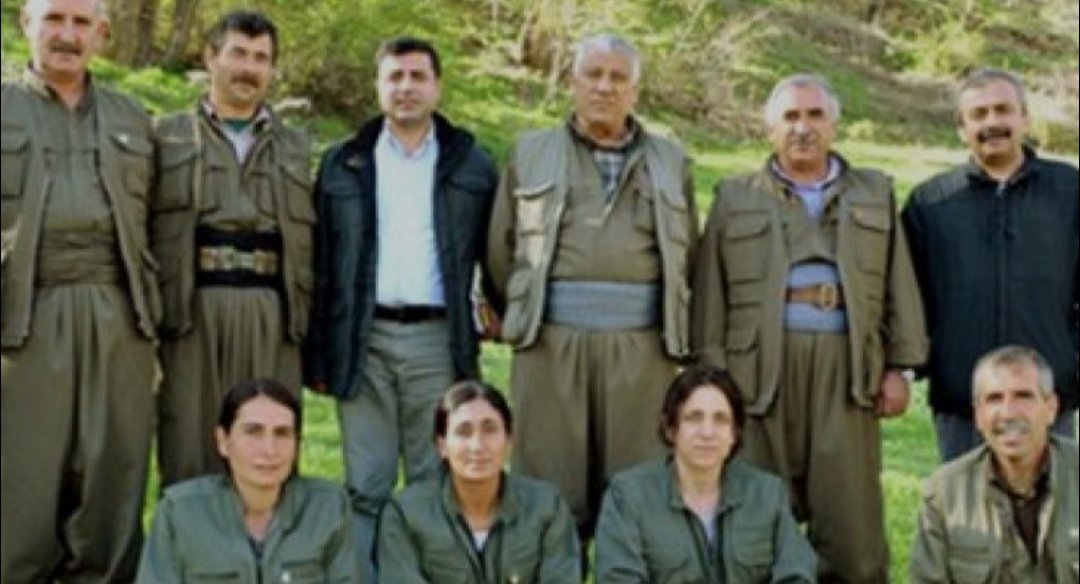 Baban uyanırsa sorar mısın ceren.