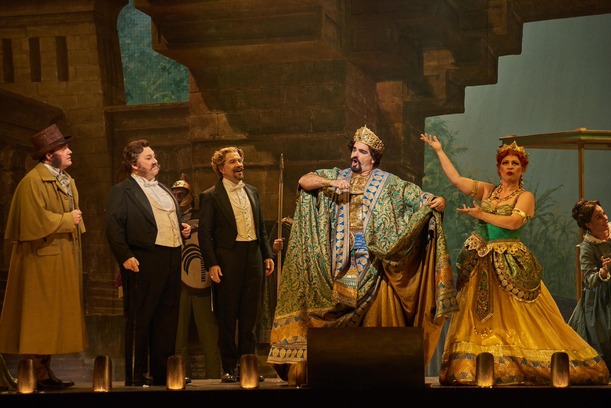 ✨ Tonight, The Phantom of the Opera takes its final bow in Madrid before the magic continues across Spain! 🌹 

Wishing all the best to the incredible cast and crew on their last performance. ❤️ 

#PhantomOfTheOpera