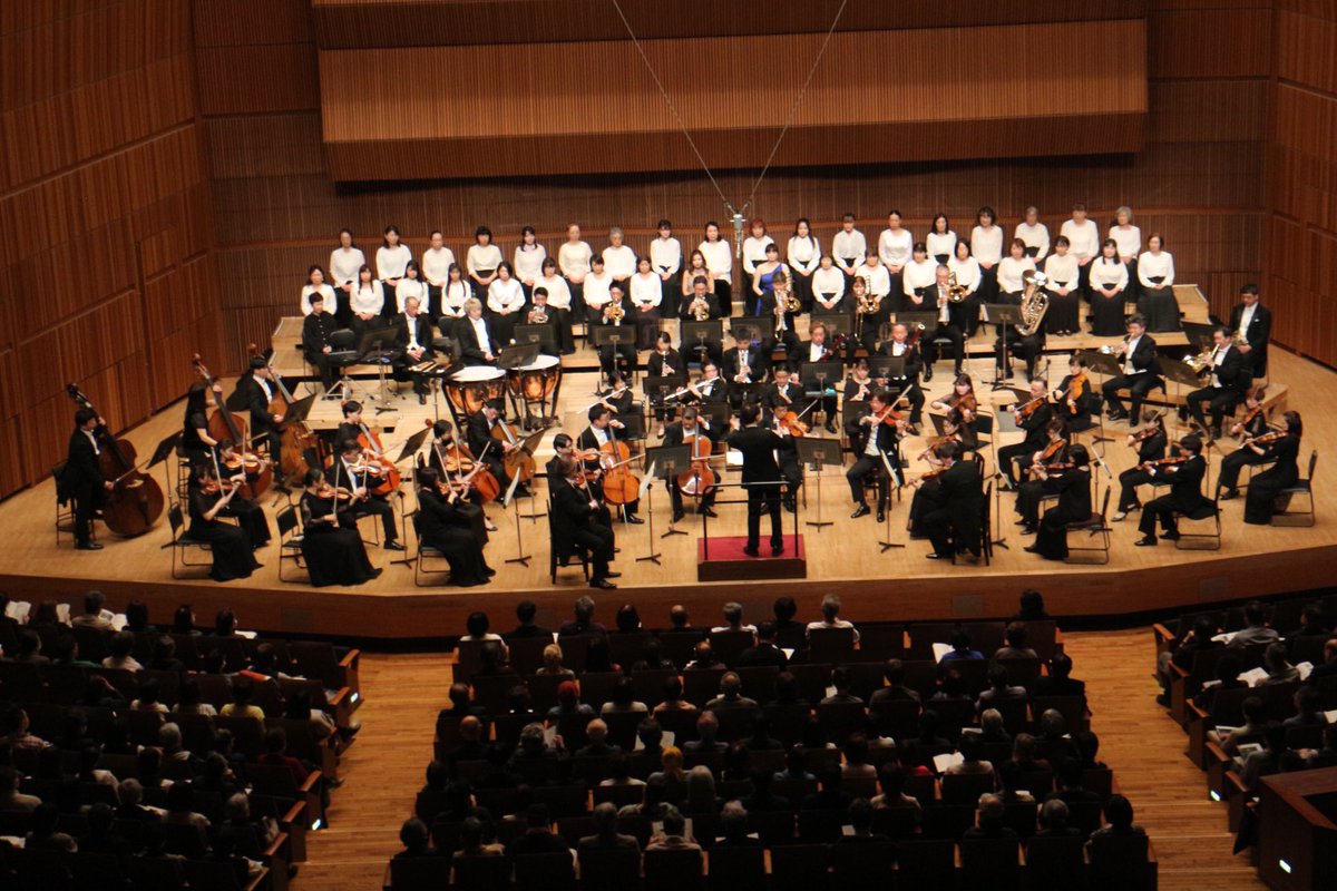 【新品未開封】神韻交響楽団2017年度、2018年度　神韻アマチュアオーケストラ 新品未開封】神韻交響楽団2017年度、2018年度 神韻アマチュア