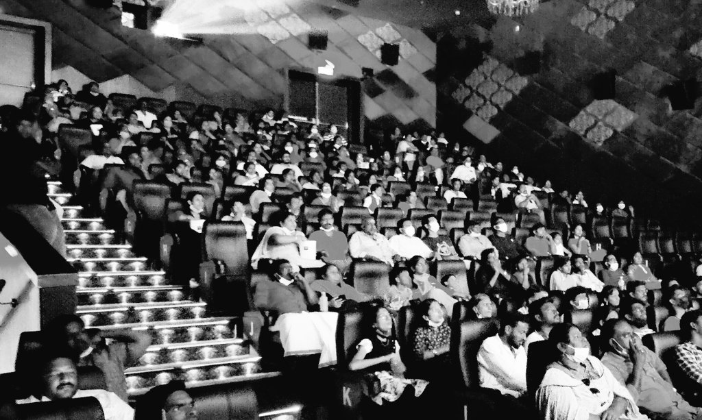 AjithFCPudhuvai's tweet photo. ST : #GoodBadUgly 
Count 5 With Family 😉
@_PVRCinemas Housefull Shows 
Pondicherry 💪 

#AjithKumar #GoodBadUglyBlockbuster https://t.co/rvjFgX5lOs