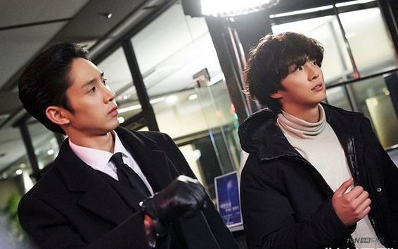 SeoInwooHusband's tweet photo. They should make out tbh #psychopathdiary #inwoo #dongsik #kdrama #parksunghoon https://t.co/NHmiXhr5E5