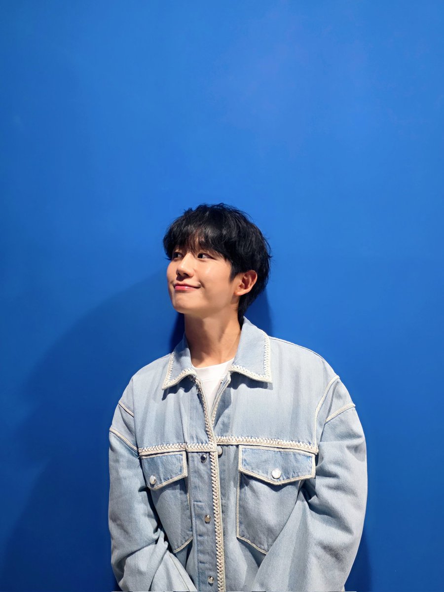 250420 시즌그리팅 사인회 종료👏🏻

확신의 가나디🐶

#정해인 #JungHaeIn #해이니즈 #HAEINESS #팀정해인 #Team_JungHaeIn